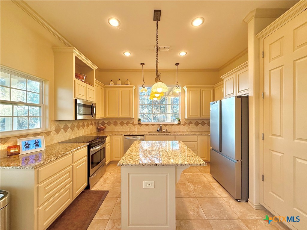 98 Price Road