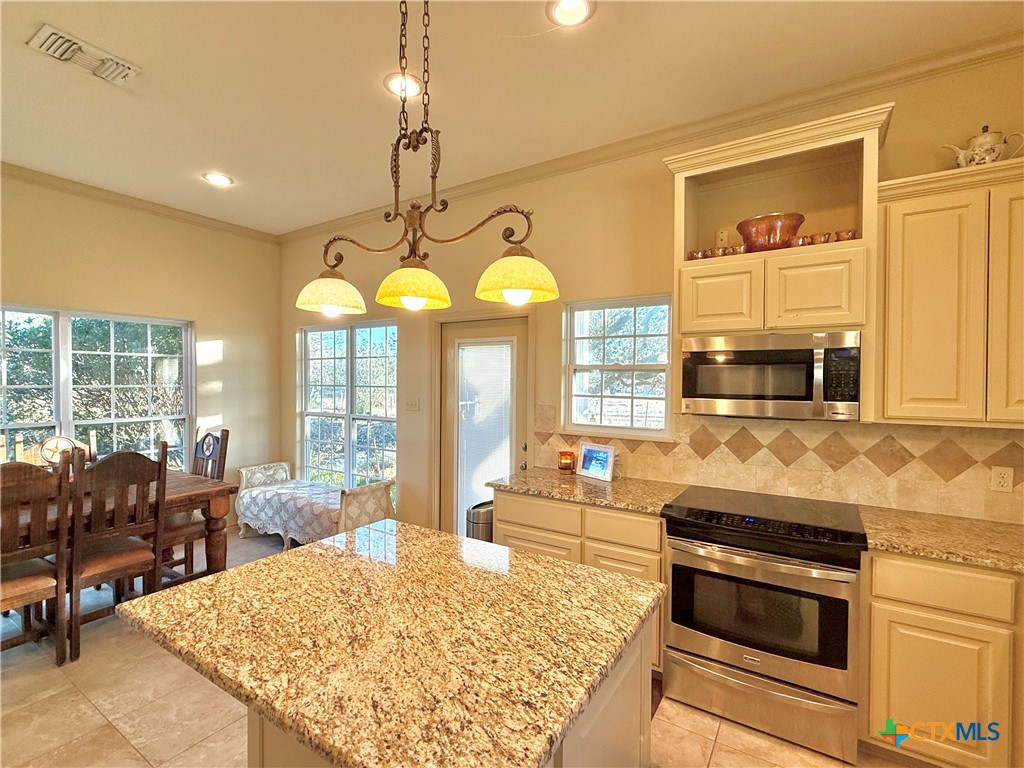 98 Price Road