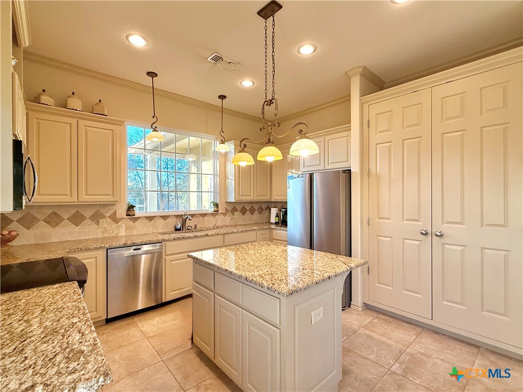 98 Price Road