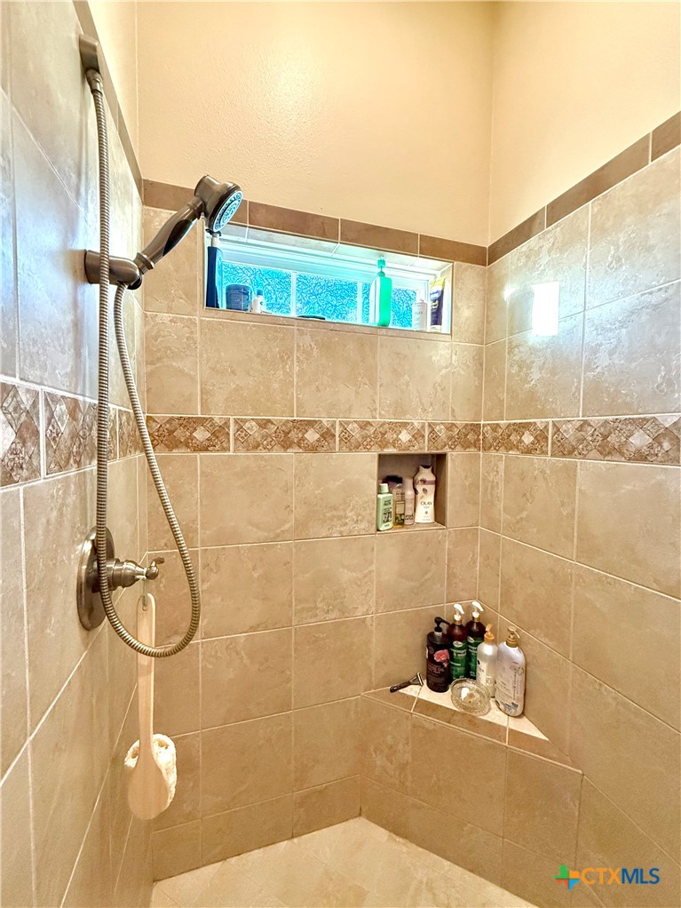 98 Price Road