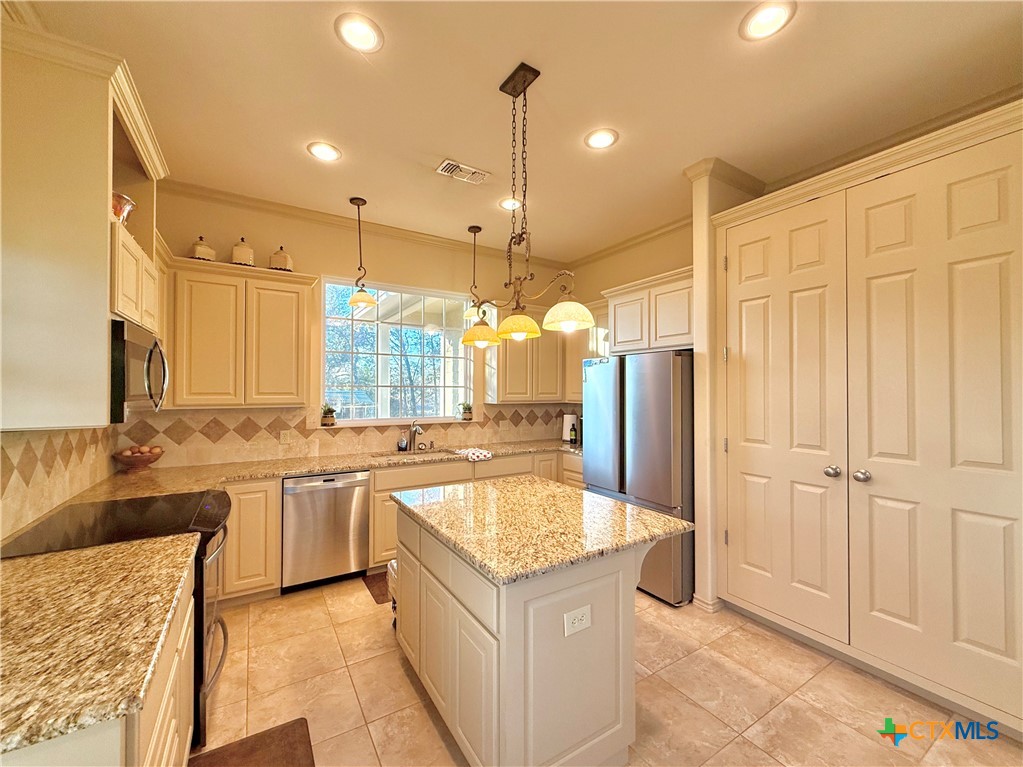 98 Price Road