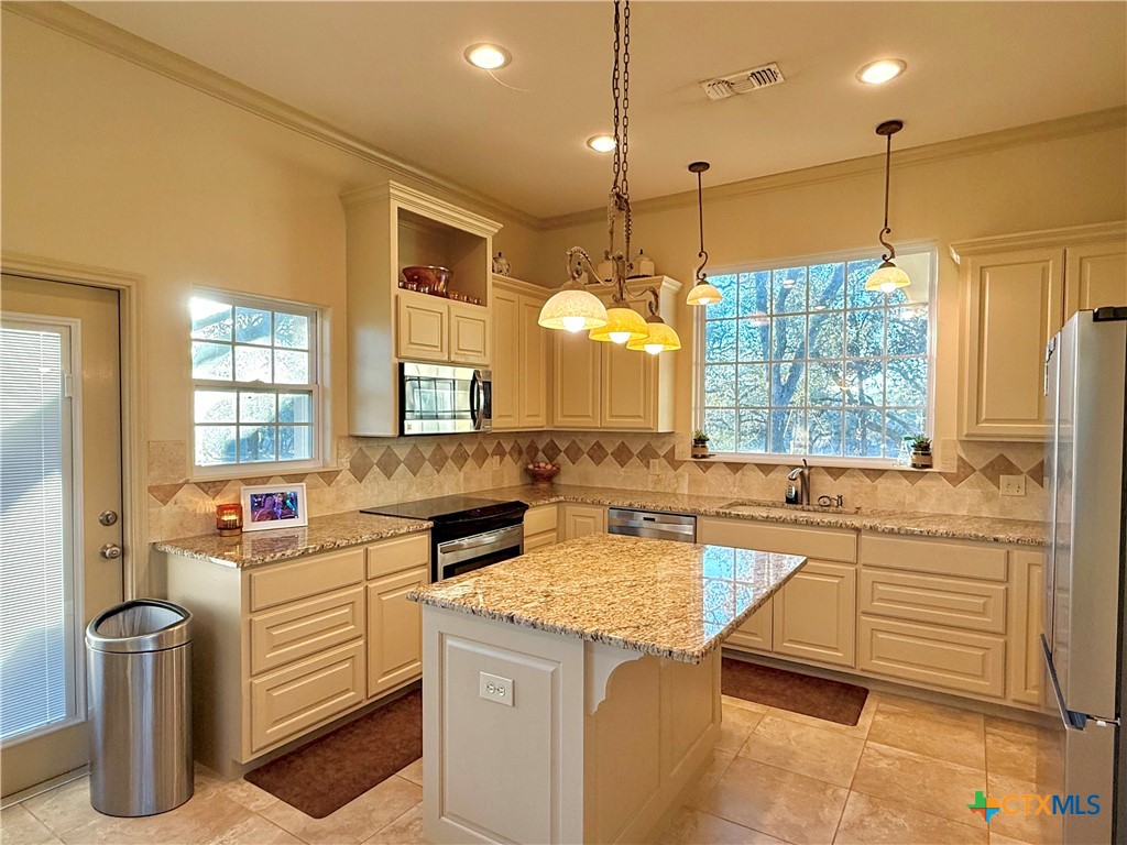98 Price Road