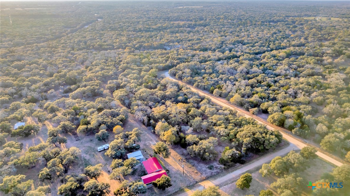 715 Private Road 1051