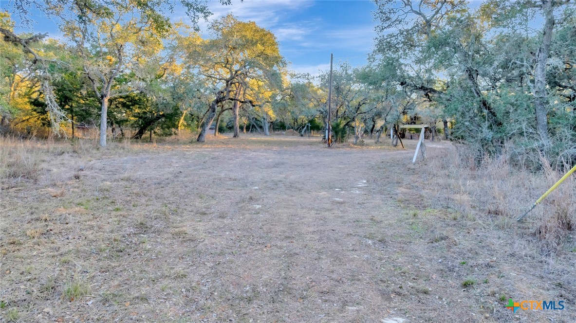 715 Private Road 1051