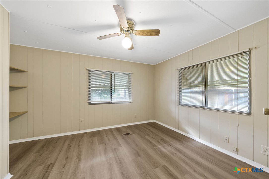 1506 Honeysuckle Lane