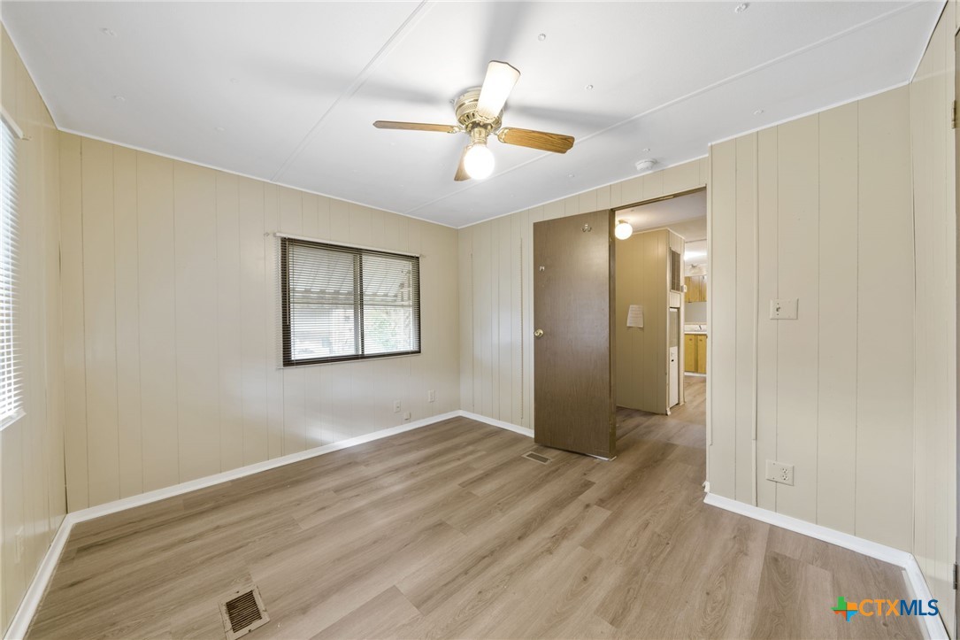 1506 Honeysuckle Lane