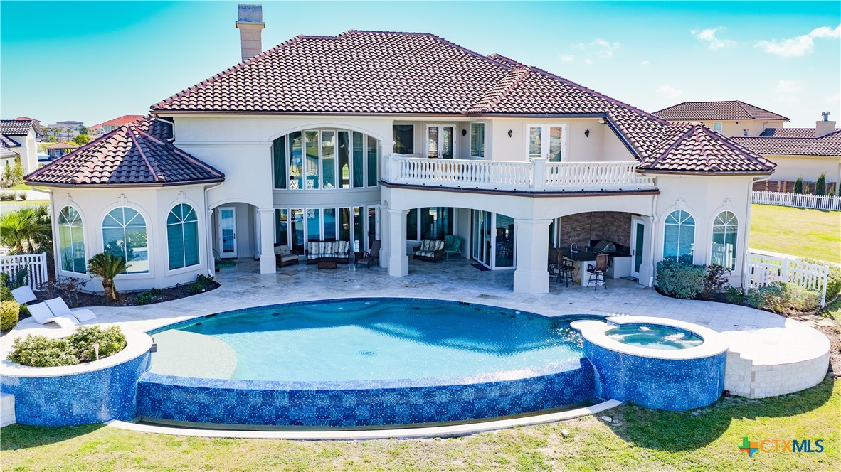 153 E Tuscany Way