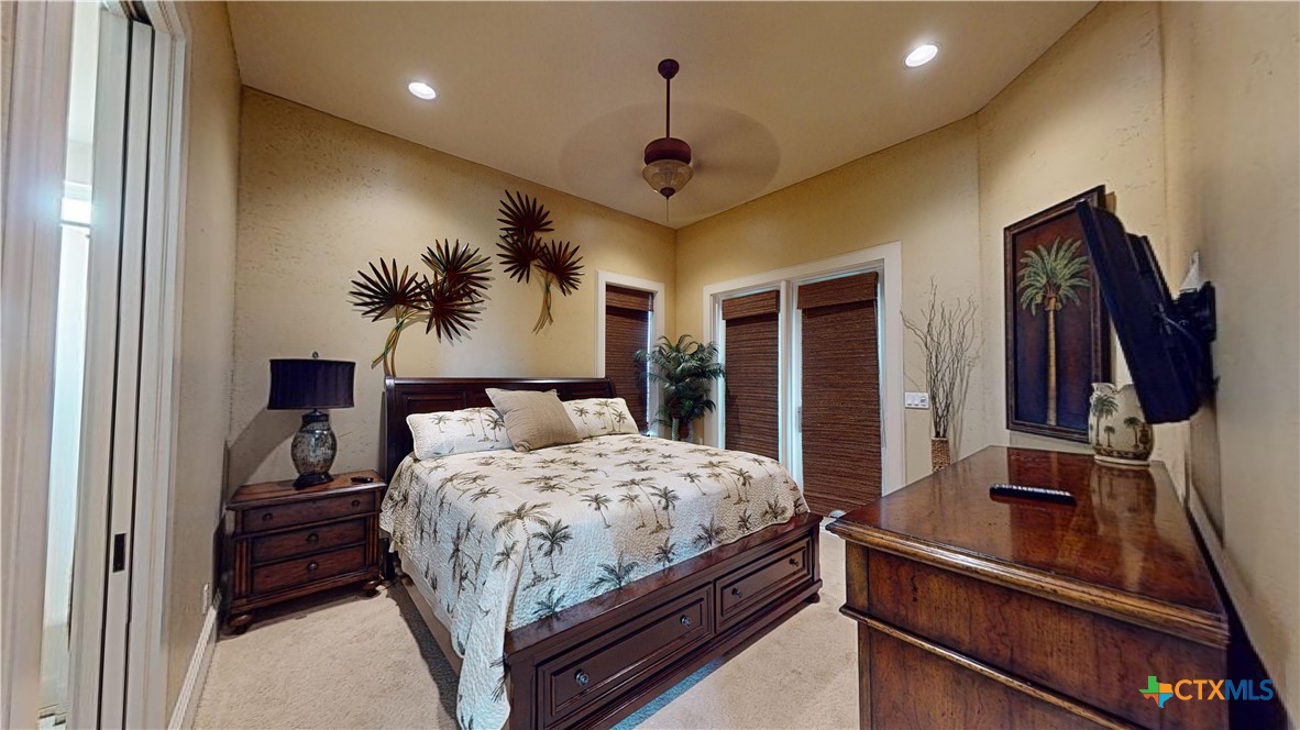 153 E Tuscany Way