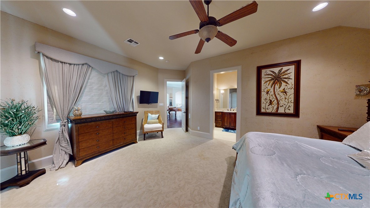 153 E Tuscany Way