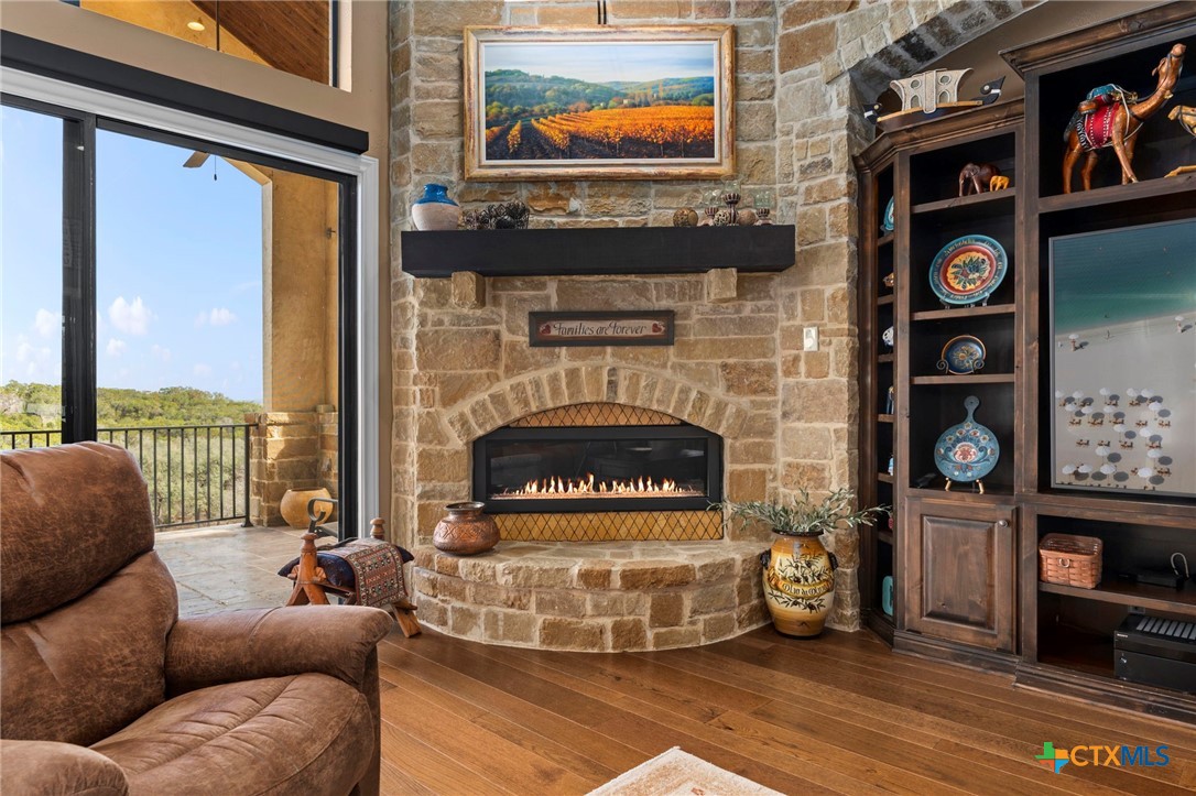 1039 Bluewater Place