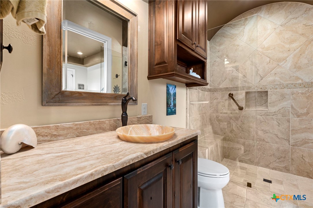 1039 Bluewater Place