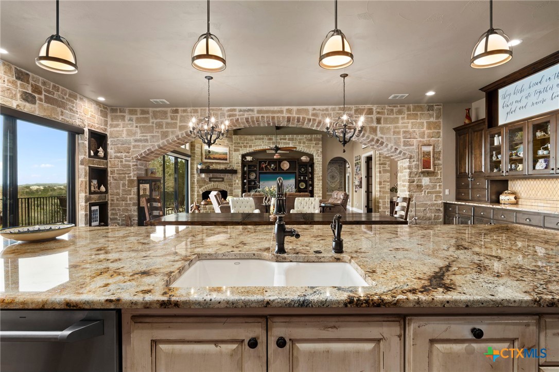 1039 Bluewater Place