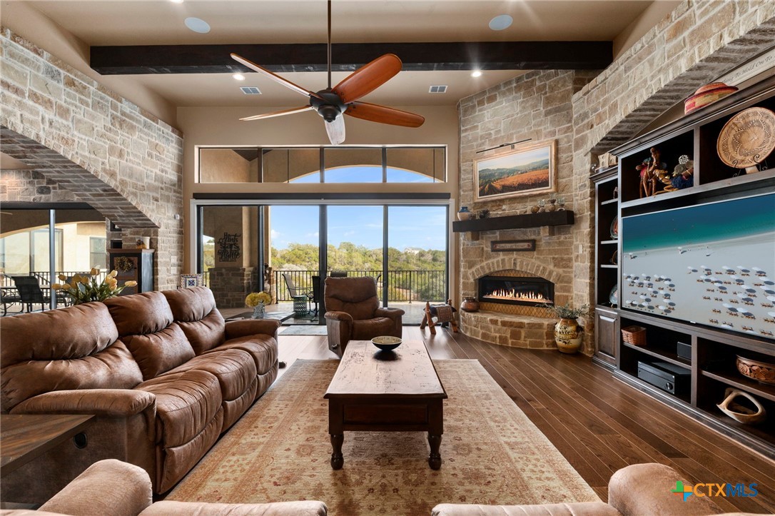 1039 Bluewater Place