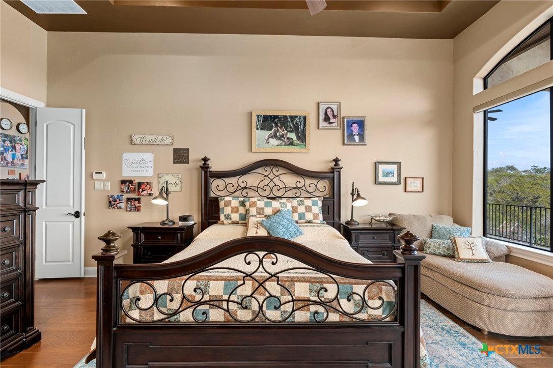 1039 Bluewater Place