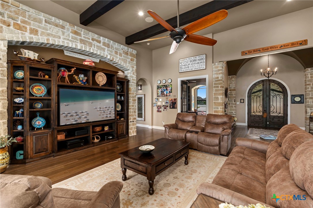 1039 Bluewater Place