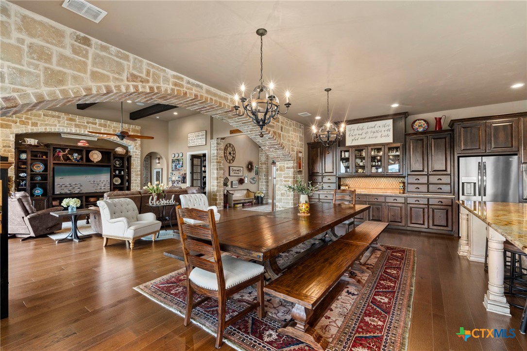 1039 Bluewater Place