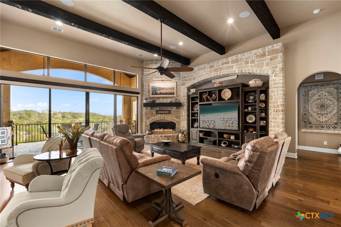 1039 Bluewater Place