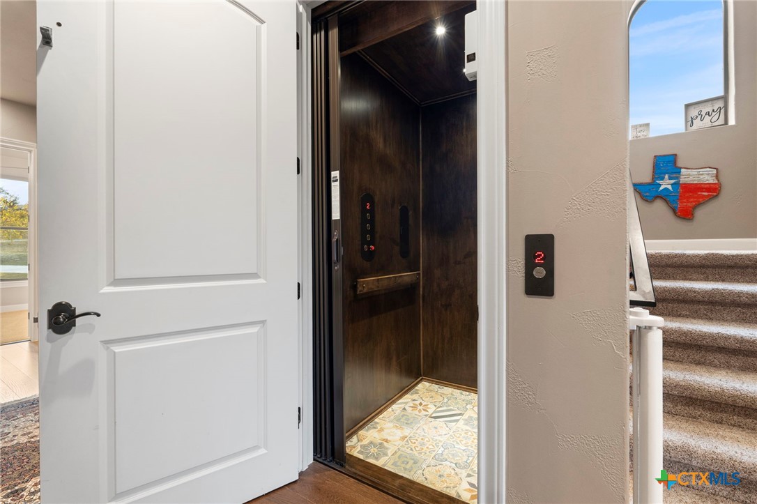 1039 Bluewater Place