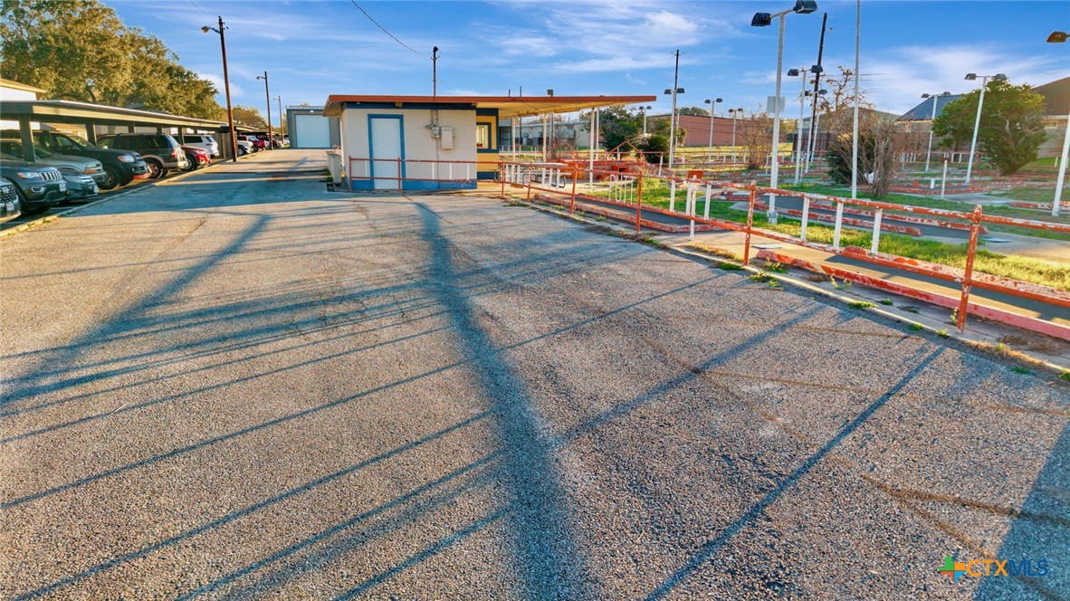 3102 Sam Houston Drive