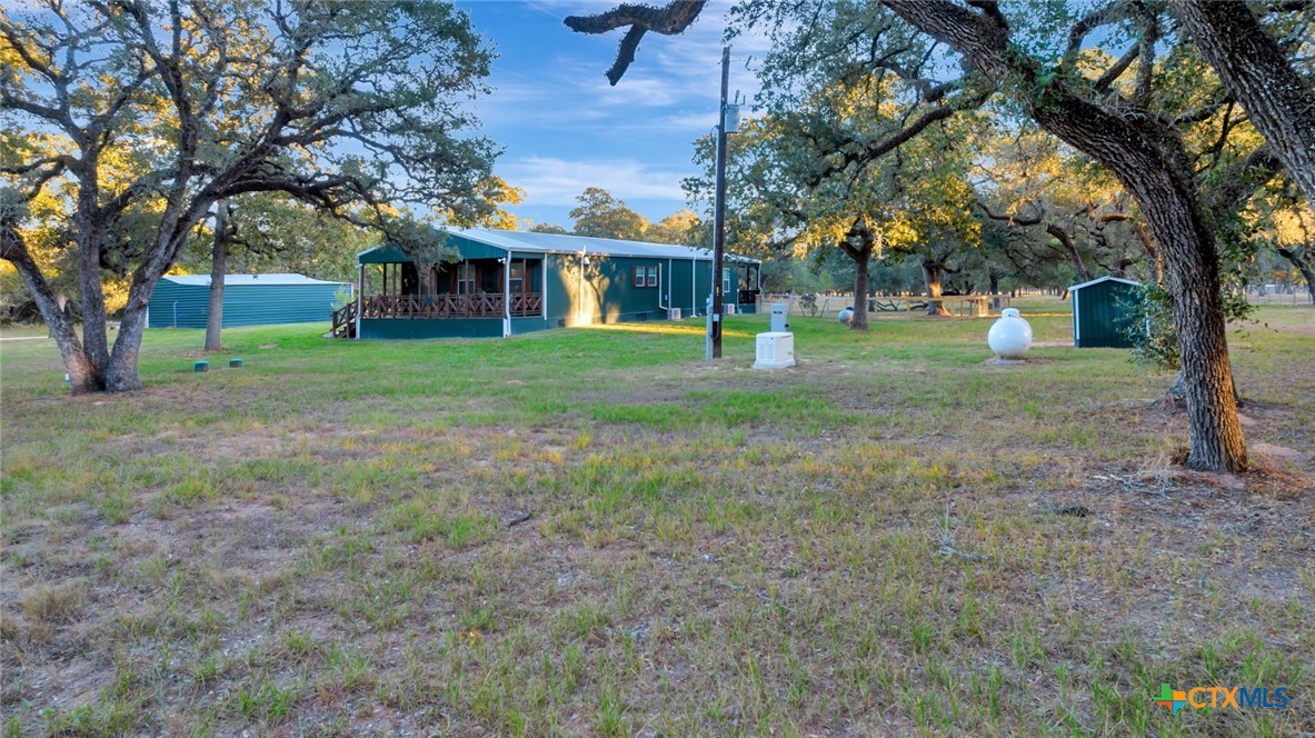 413 Private Road 1051