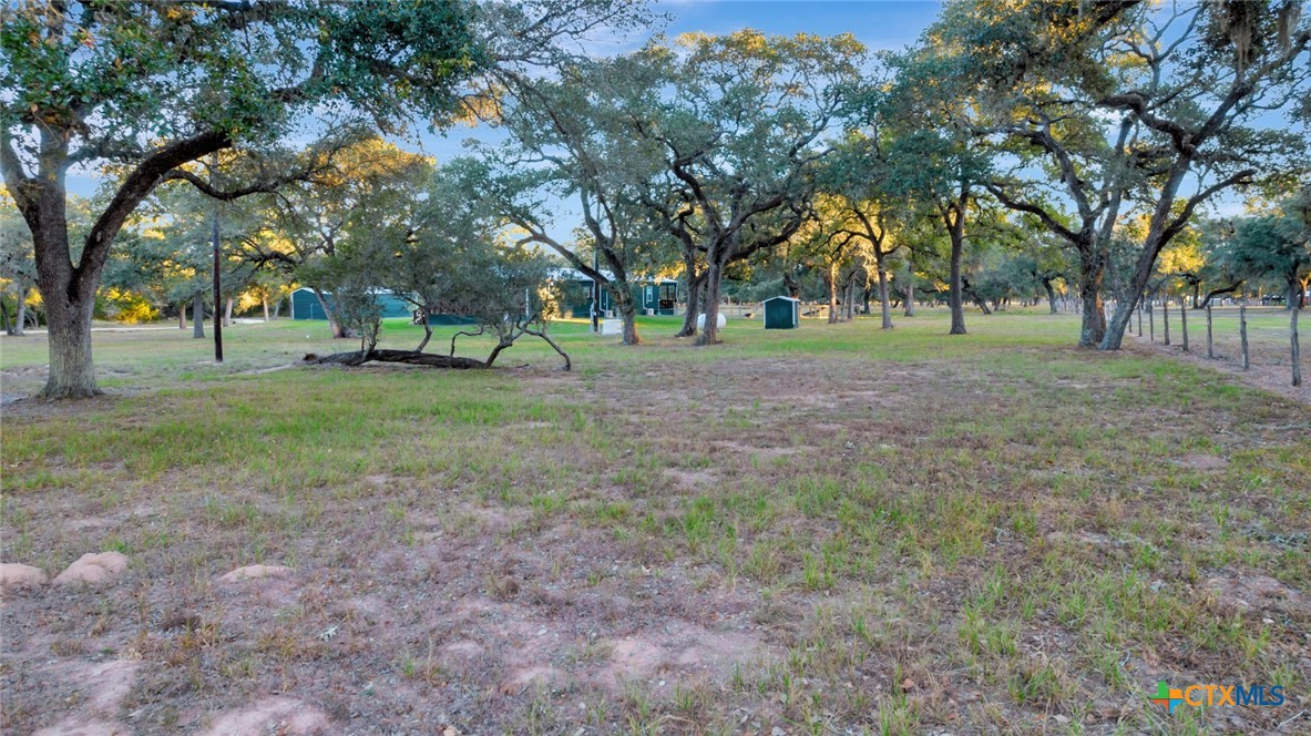 413 Private Road 1051