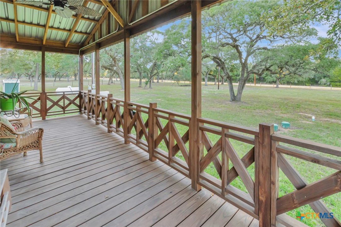 413 Private Road 1051