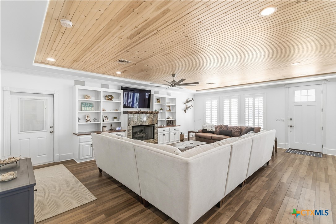 720 W Main Street
