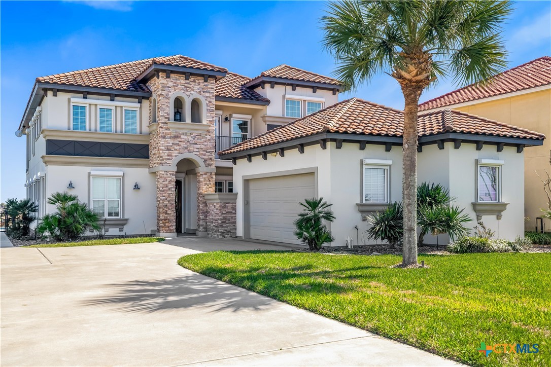559 W Lago Loop Road