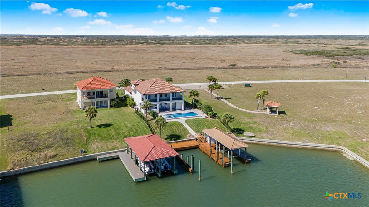 559 W Lago Loop Road