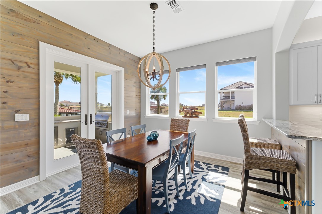559 W Lago Loop Road