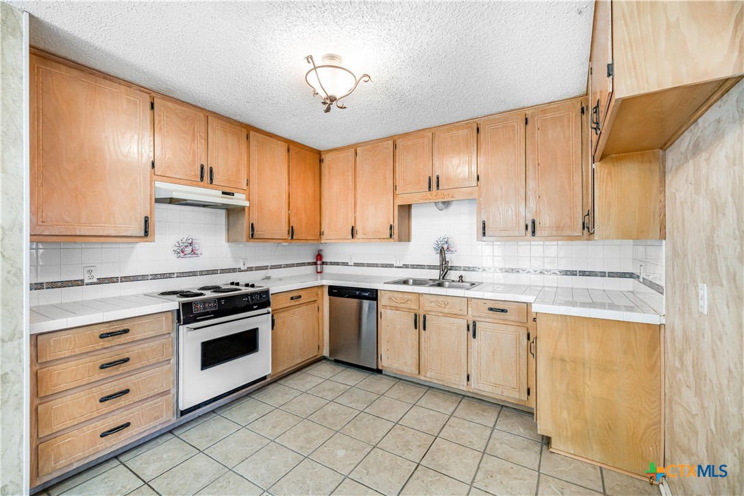 223 Spur Drive