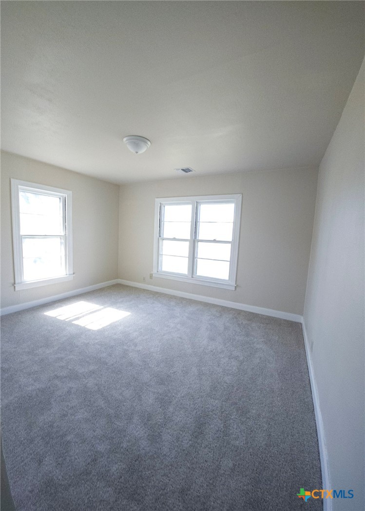 2006 N Wheeler Street