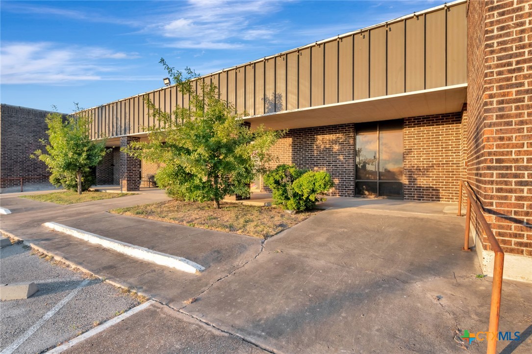 104 Teakwood Drive