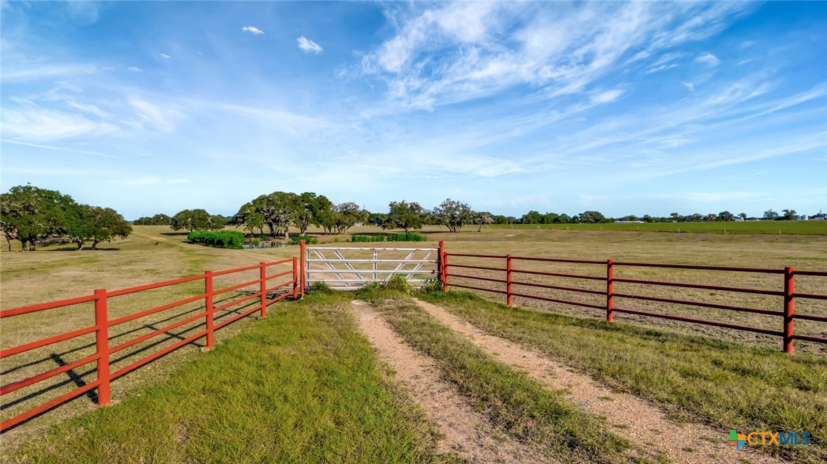 000 County Road 1
