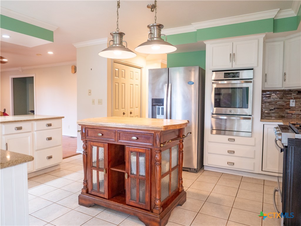 403 Oakside Drive