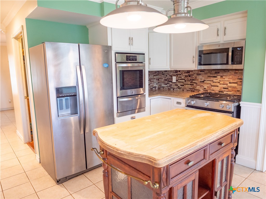 403 Oakside Drive