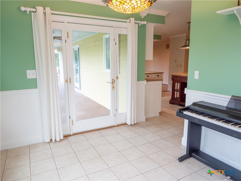 403 Oakside Drive