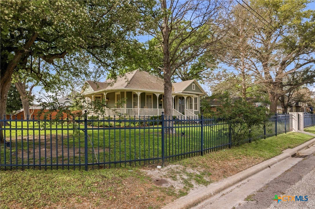 801 N Craig Street