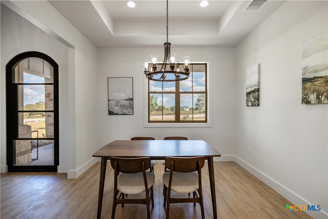 112 Ridgehaven Trail