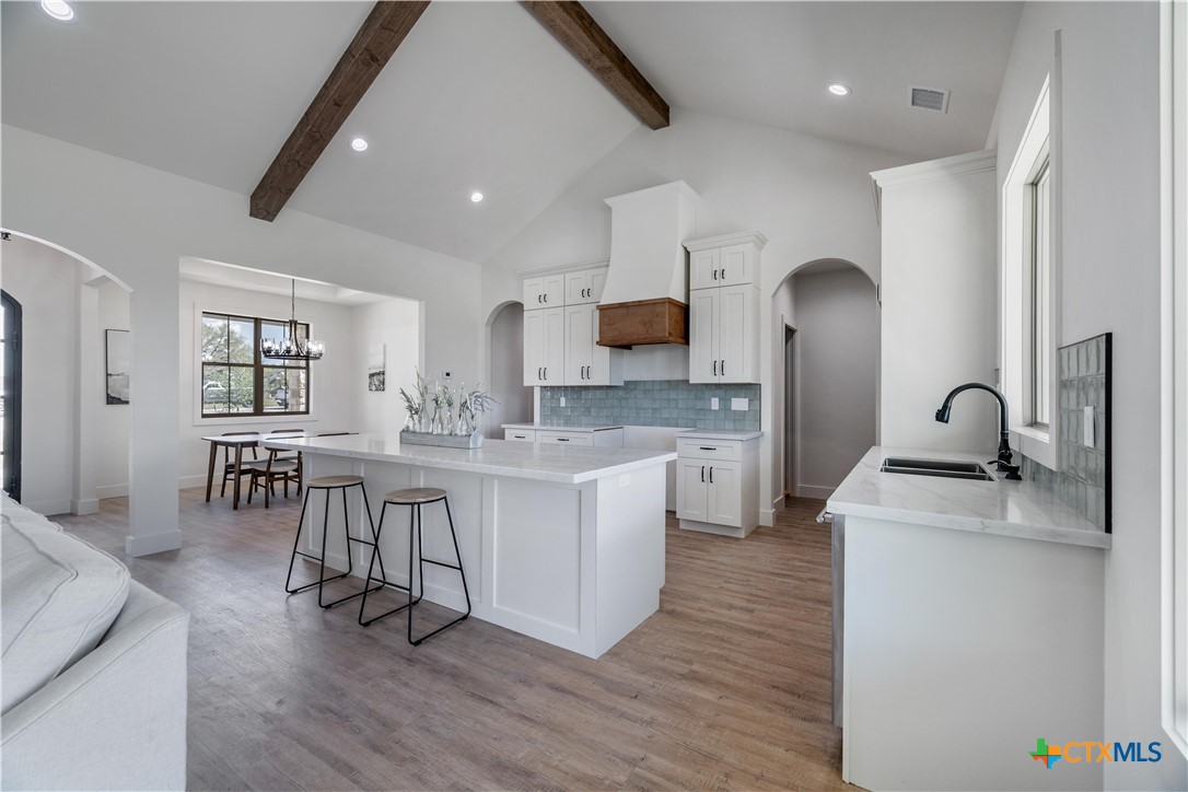 112 Ridgehaven Trail