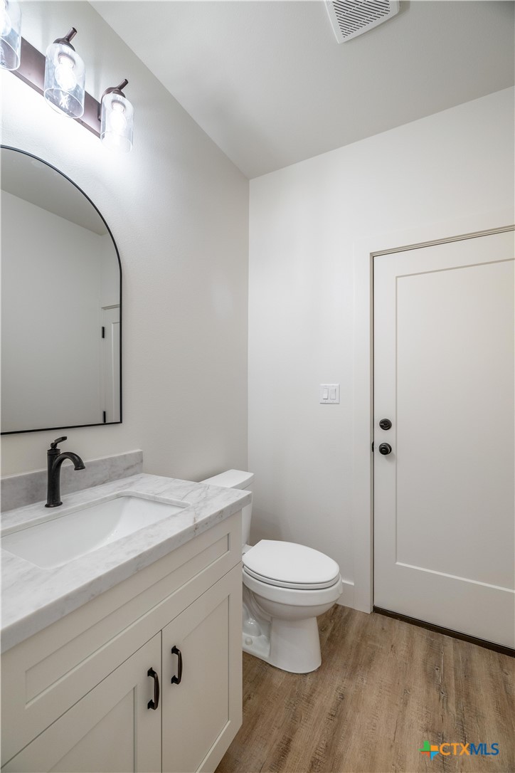 112 Ridgehaven Trail