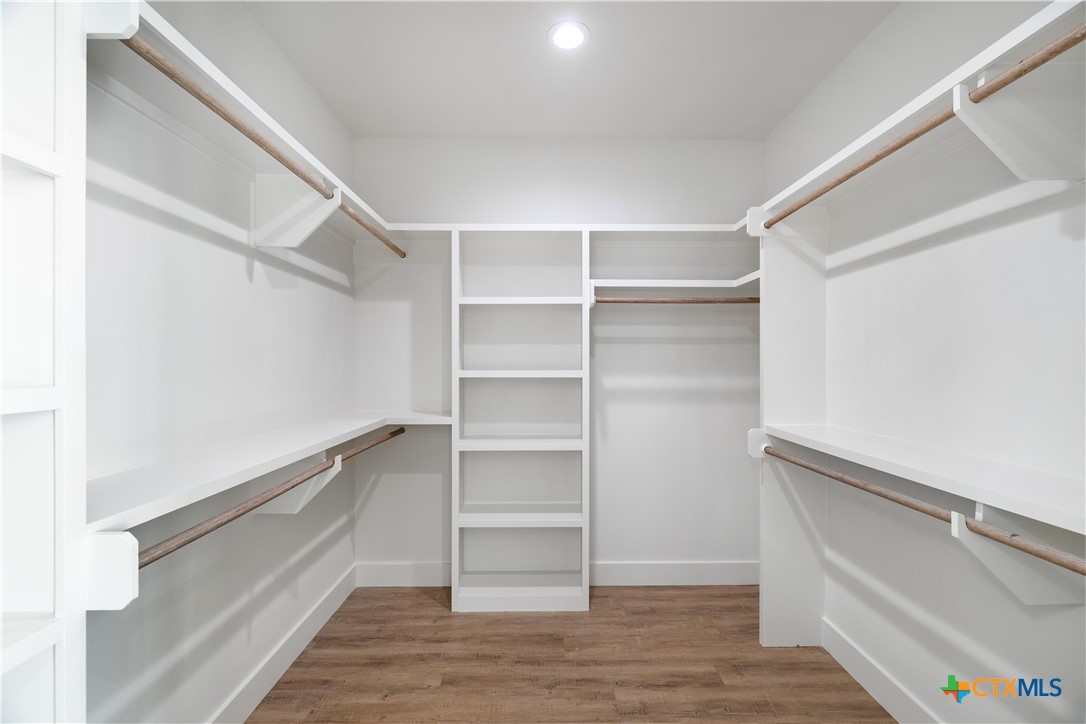 112 Ridgehaven Trail