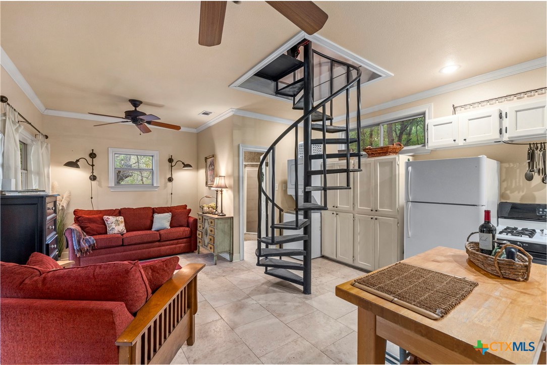 200 Redbird Lane