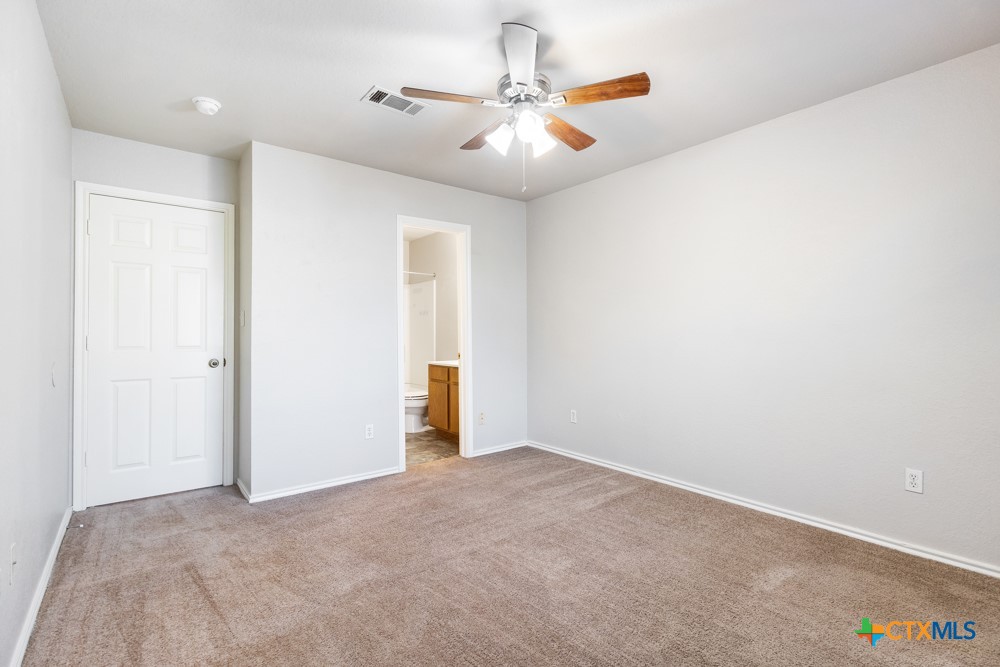 832 Sagewood Trail