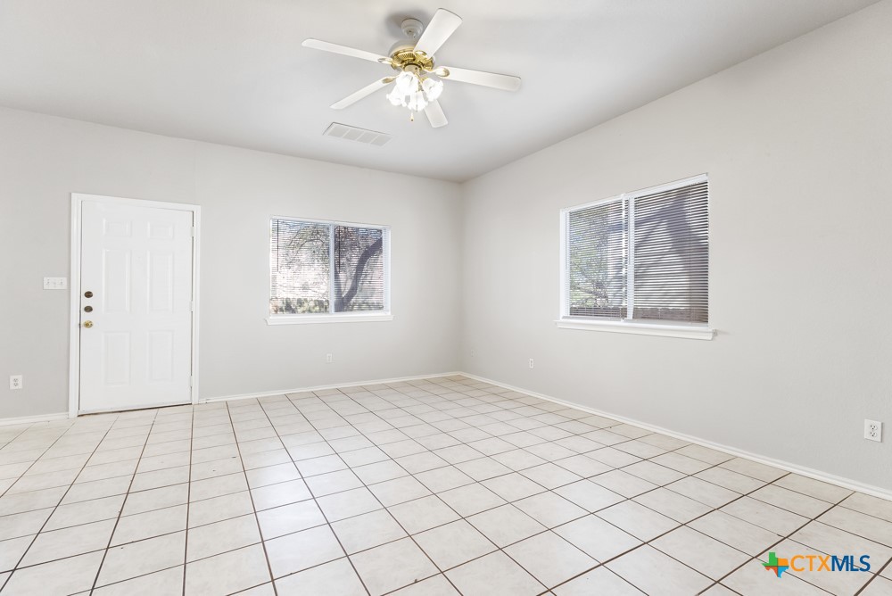 832 Sagewood Trail