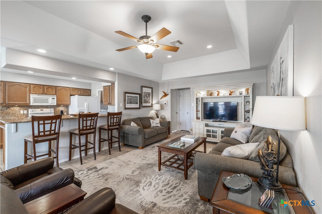 140 Channelview