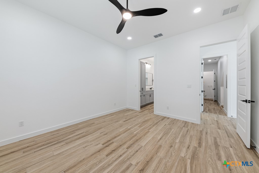 158 S Academy Avenue