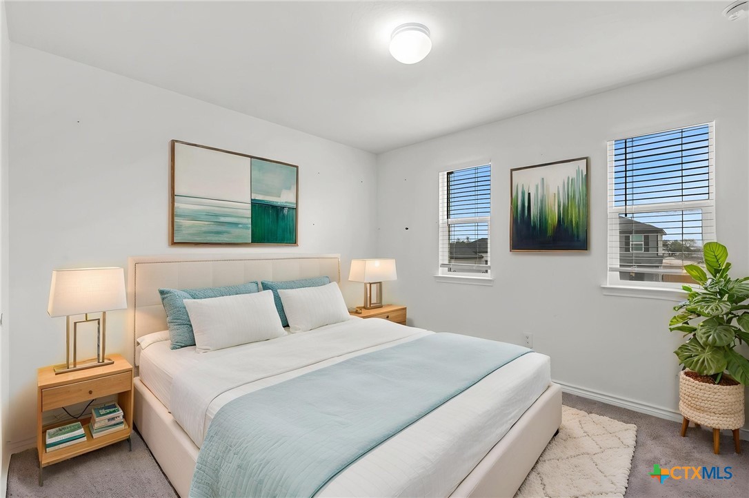4703 Plaza Center