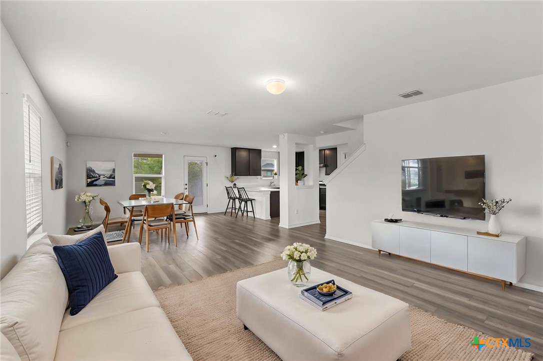 4703 Plaza Center