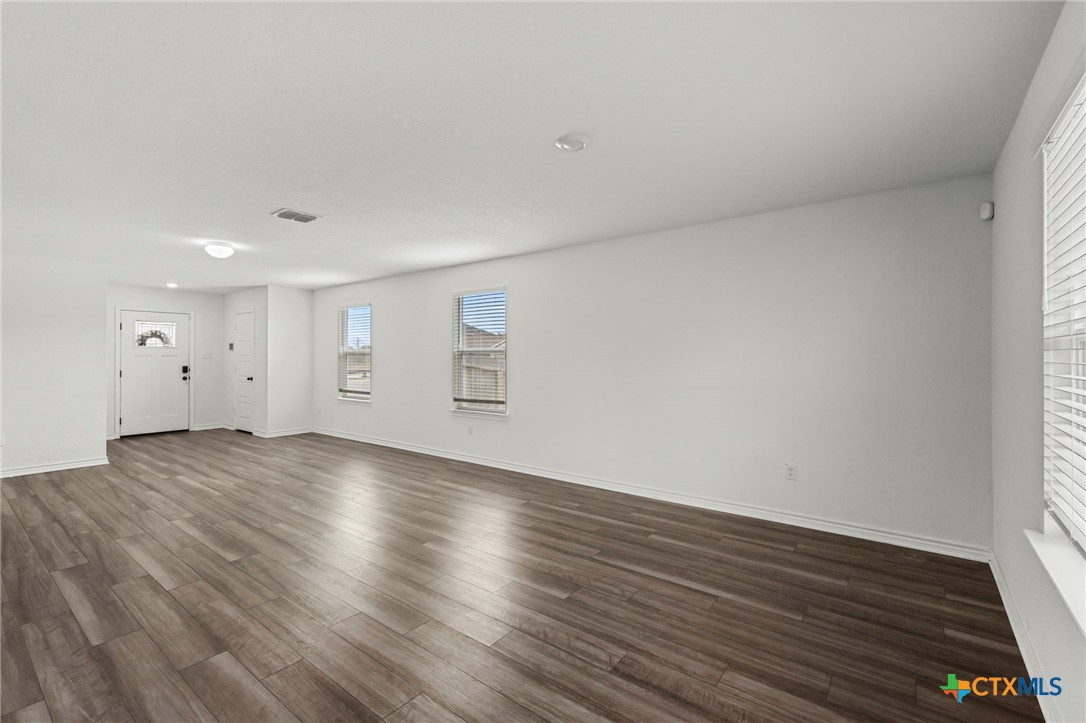 4703 Plaza Center